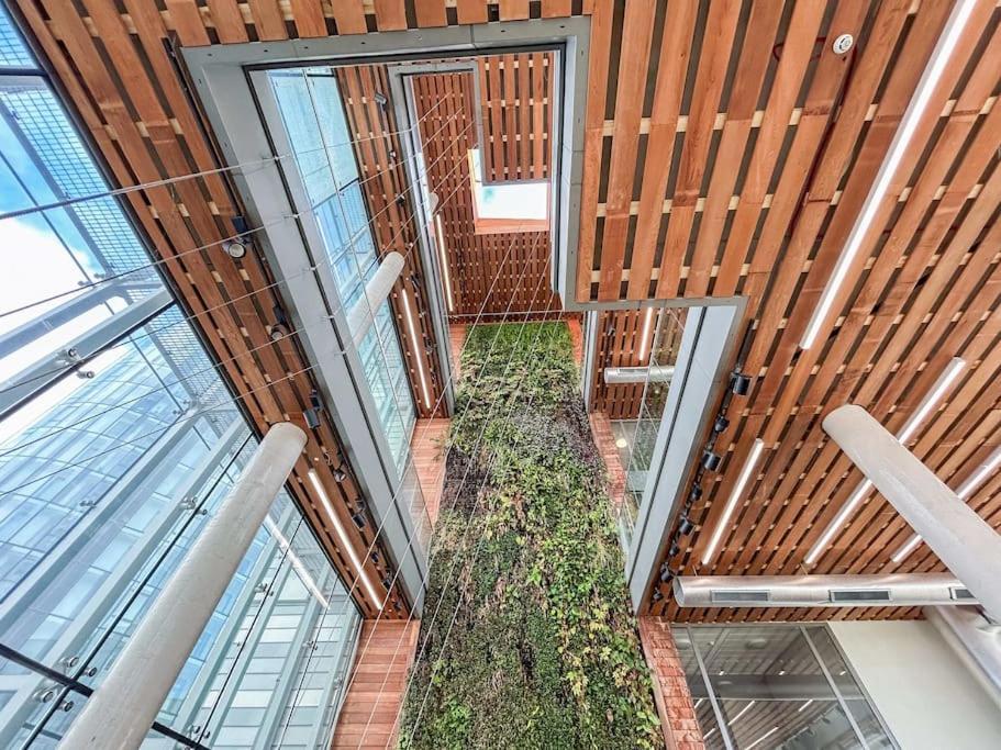 דירות לונדון Stylish Urban Sanctuary With Parking מראה חיצוני תמונה